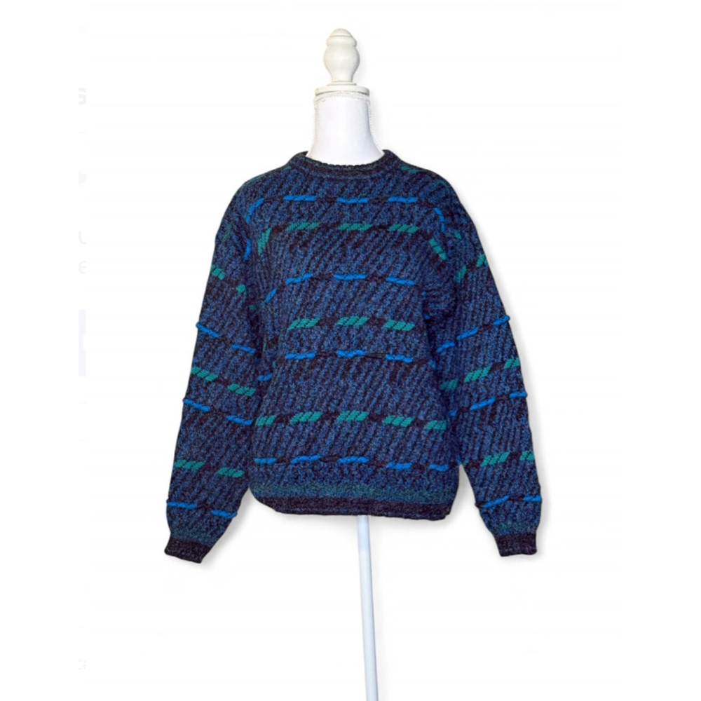 Vintage Concrete Knit Sweater – Women’s L (90s Textured Blue/Green Pattern)